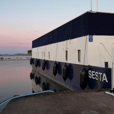 Hotellilaiva Sesta Hanko Exterior foto